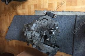 КОРОБКА ПЕРЕДАЧ VW T5 CARAVELLA  HRU 2.5 TDI