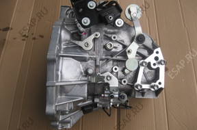 КОРОБКА ПЕРЕДАЧ  YARIS VERSO S TREZIA 1,33 2012 6B