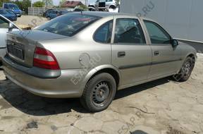 КОРОБКА ПЕРЕДАЧW 1,6 OPEL VECTRA БЕНЗИН "97 год,.