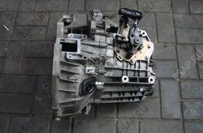 КОРОБКА ПЕРЕДАЧw 1S7 год,7002FE Ford Mondeo MK3 2,5 V6