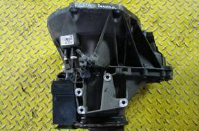 КОРОБКА ПЕРЕДАЧw 2S6 год,7002JB Fiesta MK6 1,3