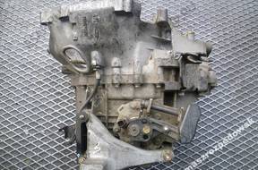 КОРОБКА ПЕРЕДАЧW 4S7 год,7002AA FORD MONDEO MK3 2.0TDCI