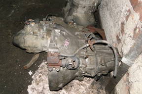 КОРОБКА ПЕРЕДАЧW 4x4 NISSAN  CA18-T  PULSAR SUNNY