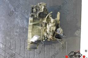 КОРОБКА ПЕРЕДАЧw 5B Toyota Avensis 2.0D4D 00-03