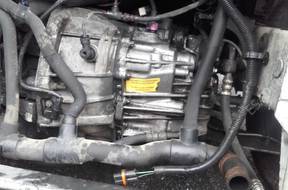 КОРОБКА ПЕРЕДАЧW 6PK VIVARO 1,9 04 год,