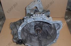 КОРОБКА ПЕРЕДАЧW 8A6 год,7002CA FIESTA MK7 1.25 1.4 16V