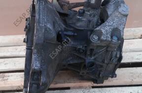 КОРОБКА ПЕРЕДАЧW 8A6 год,7002EA FORD FIESTA MK7 1.4TDCI