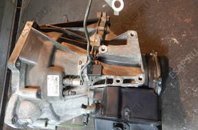 КОРОБКА ПЕРЕДАЧw 98WT7F096AC FORD FOCUS MK1 1,6 16V