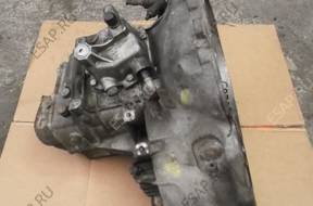 КОРОБКА ПЕРЕДАЧW ASTRA II 1.6 16V COMBO  R90400209