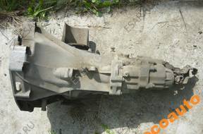 КОРОБКА ПЕРЕДАЧW AUDI 80  013301211C