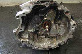 КОРОБКА ПЕРЕДАЧw Audi 80 B3 1,8B