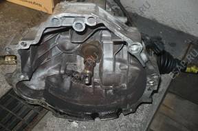 КОРОБКА ПЕРЕДАЧw Audi 80 B4 1,9 TD