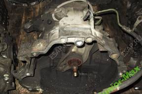 КОРОБКА ПЕРЕДАЧW AUDI B3 1.8 БЕНЗИН AKM