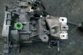 КОРОБКА ПЕРЕДАЧw AVU 1.6 8v  Audi ,Skoda, VW ,Seat