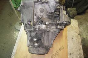 КОРОБКА ПЕРЕДАЧW BERLINGO 1.6HDI 20DP37 2006 год