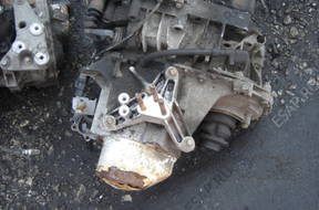 КОРОБКА ПЕРЕДАЧw carisma volvo s40 v40 1.9 dti