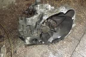КОРОБКА ПЕРЕДАЧw corolla e12 2,0 D4d