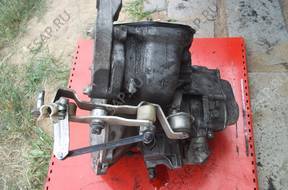 КОРОБКА ПЕРЕДАЧw CORSA C 1.2 16V  2003 год. 90400206
