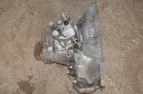 КОРОБКА ПЕРЕДАЧW F17 C394 OPEL ASTRA III H 1.6, 1.8