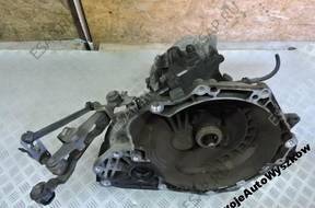 КОРОБКА ПЕРЕДАЧW F17 C394 OPEL ZAFIRA II БЕНЗИН 1.6 1.8