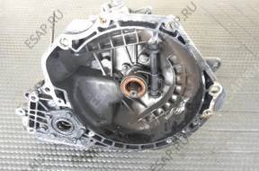 КОРОБКА ПЕРЕДАЧw F18W374 Opel Astra 1,7TD 91-94