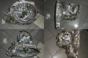 КОРОБКА ПЕРЕДАЧw F18W374 Opel Vectra БЕНЗИН Astra II 2.0