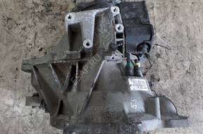 КОРОБКА ПЕРЕДАЧW FIESTA MK7 1.25 8A6 год,7002JA KRAKW