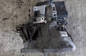КОРОБКА ПЕРЕДАЧW FIESTA MK7 1.4 TDCI  AA6 год,7002BBC