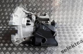 КОРОБКА ПЕРЕДАЧW FOCUS C-MAX 1.8 16V 4M5 год,-7002 ND