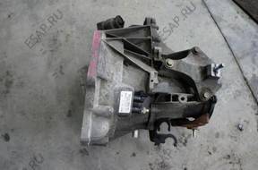 КОРОБКА ПЕРЕДАЧw Ford 2N1 год,7002CB
