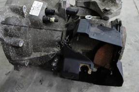 КОРОБКА ПЕРЕДАЧw Ford 2N1 год,7002CB