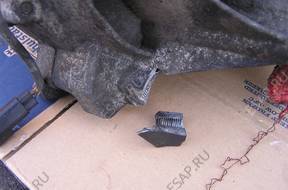 КОРОБКА ПЕРЕДАЧW FORD CONNECT 1.8 DI  2004 год