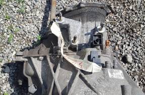 КОРОБКА ПЕРЕДАЧw ford fiesta mk5 2000 год 1.4 16v БЕНЗИН