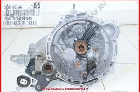 КОРОБКА ПЕРЕДАЧW FORD FIESTA Mk6 1.25 3S5 год,7002AA