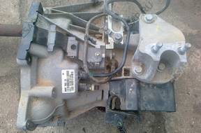 КОРОБКА ПЕРЕДАЧW FORD FIESTA MK7 1.25 8A6 год,-7002-CA