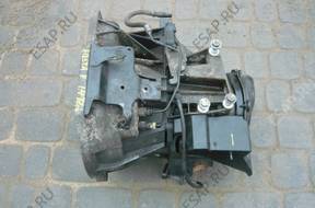 КОРОБКА ПЕРЕДАЧW FORD FIESTA MK7 1.4TDCI 8A6 год,7002EB