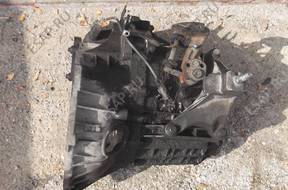 КОРОБКА ПЕРЕДАЧW FORD FOCUS 1,8 TDCI 2002 год,