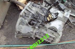 КОРОБКА ПЕРЕДАЧW FORD FOCUS 1,8 TDDI XS4 год,-7002-RA