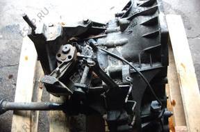 КОРОБКА ПЕРЕДАЧW FORD FOCUS 1,8 TDDI XS4 год, 7F096