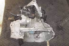 КОРОБКА ПЕРЕДАЧw Ford Focus 1.6 TDCI 2005 год