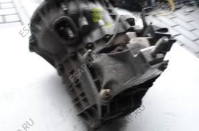 КОРОБКА ПЕРЕДАЧW FORD FOCUS 1.8 TDCI XS4 год,-7F096-CB