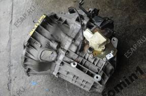 КОРОБКА ПЕРЕДАЧW FORD FOCUS 1.8 TDDI  2001 год,