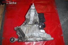 КОРОБКА ПЕРЕДАЧW FORD FOCUS I 1,6 XS4 год,