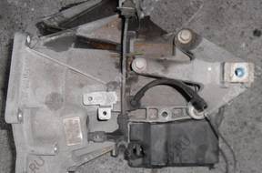 КОРОБКА ПЕРЕДАЧW FORD FOCUS II 1.4 98WT-7F096-AC