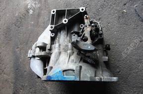КОРОБКА ПЕРЕДАЧw Ford Focus II / C-max 4M5 год,-7002-CE