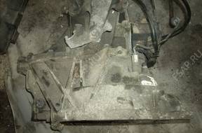 КОРОБКА ПЕРЕДАЧw Ford Focus MK1 1.4 XS4 год,-7002-CE