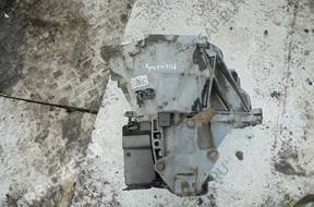 КОРОБКА ПЕРЕДАЧW FORD FOCUS MK1 1.6B XS4 год,7002FB