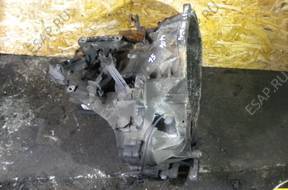 КОРОБКА ПЕРЕДАЧW FORD FOCUS MK1 1.8 TDDI 2S4 год,7002PA