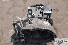 КОРОБКА ПЕРЕДАЧW FORD FOCUS MK1 1.8 XS4 год,7002BE