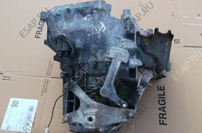 КОРОБКА ПЕРЕДАЧW FORD FOCUS MK2 4M5 год,7002 UB